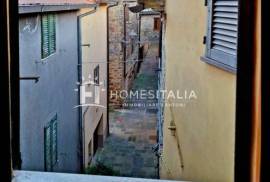 Apartment with separate storeroom