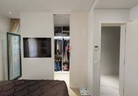 T3 Premium with Box Garage