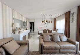 T3 Premium with Box Garage