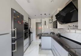 T3 Premium with Box Garage