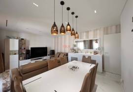 T3 Premium with Box Garage