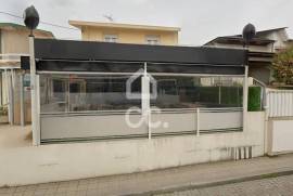 Commercial property Valongo