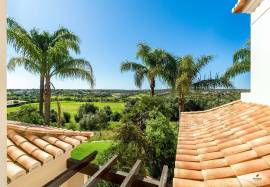 Fractional ownership of a 2-bedroom duplex townhouse, period 'C', at Vale da Pinta Golf Resort - Algarve