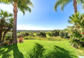 Fractional ownership of a 2-bedroom duplex townhouse, period 'C', at Vale da Pinta Golf Resort - Algarve