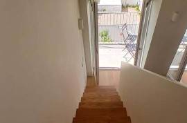 Renovated duplex with terrace in the heart of Lisbon – Premium location Príncipe Real / Avenida da Liberdade
