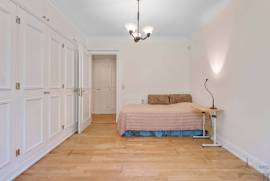 Lush historic residence with swimming pool, gym, sauna and parking in Estoril