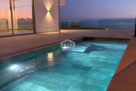 A Refined Coastal Sanctuary in Calheta, Madeira