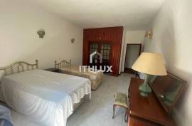 Charming Algarve Countryside Property with Large Plot, in Agostos, Santa Bárbara de Nexe, Faro