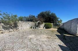 Charming Algarve Countryside Property with Large Plot, in Agostos, Santa Bárbara de Nexe, Faro