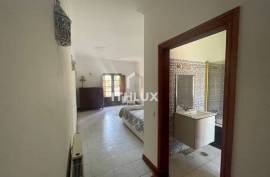 Charming Algarve Countryside Property with Large Plot, in Agostos, Santa Bárbara de Nexe, Faro