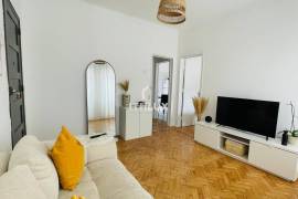T2 with High Terrace Seixalinho