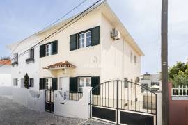 House 3 Bedrooms - Campolide, Calçada dos Mestres
