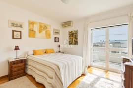 House 3 Bedrooms - Campolide, Calçada dos Mestres