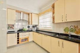 House 3 Bedrooms - Campolide, Calçada dos Mestres