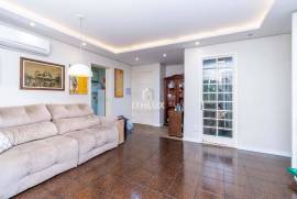 Wonderful Renovated Garden Apartment, 90m², For Sale, 2 Bedrooms, 1 Suite, 1 Parking Space, Rio Branco, POA/RS