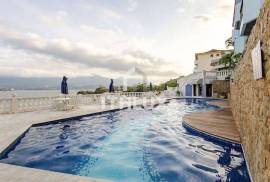 Furnished Apartment with Sea and Mountain View in Pontal da Cruz | São Sebastião