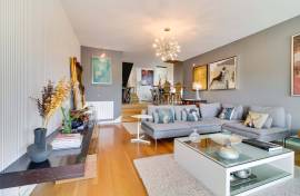 4 Bedroom Terraced House in Charneca, Cascais – Comfort, Sea and Mountain Views