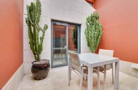 4 Bedroom Terraced House in Charneca, Cascais – Comfort, Sea and Mountain Views
