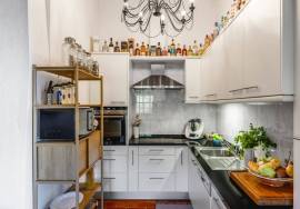 Detached split level 5 bedroom farmhouse with large pool, workshop & 7,920 m² plot in quiet country location, Olhão