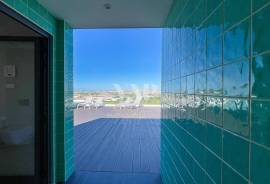 Modern 2-Bedroom Apartment with Sea View and Rooftop Pool in Faro