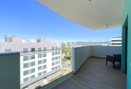 Modern 2-Bedroom Apartment with Sea View and Rooftop Pool in Faro