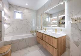 Single-story house with 1 bedroom and shared pool, Vilamoura