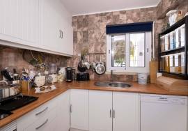 Single-story house with 1 bedroom and shared pool, Vilamoura