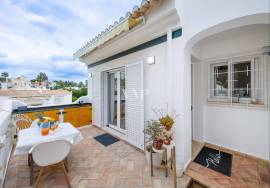 Single-story house with 1 bedroom and shared pool, Vilamoura