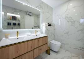 Single-story house with 1 bedroom and shared pool, Vilamoura