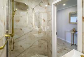 Renovated 2-Bedroom Apartment with Balcony in Montechoro, Minutes from Albufeira Beach