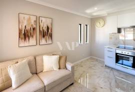 Renovated 2-Bedroom Apartment with Balcony in Montechoro, Minutes from Albufeira Beach