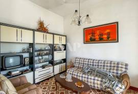 8-Bedroom House for Renovation in Semino, Near Quarteira