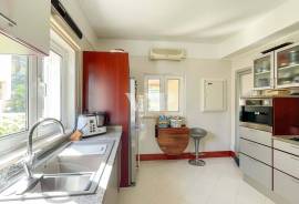 4 Bedroom Villa with Private Pool, Elevator and Luxury Basement in Vilamoura