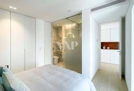 4-Bedroom Penthouse with Private Rooftop and Sea View at Lakes 24, Vilamoura