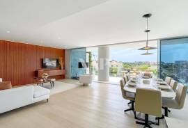 4-Bedroom Penthouse with Private Rooftop and Sea View at Lakes 24, Vilamoura