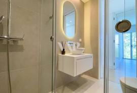 4-Bedroom Penthouse with Private Rooftop and Sea View at Lakes 24, Vilamoura