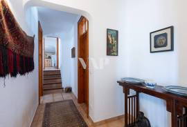Single-Storey 3+1 Bedroom Villa with Pool and Rustic Charm in Salir
