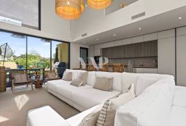 2-Bedroom Villa with Private Pool in Luxury Condominium in Central Vilamoura – Vilamoura Parque