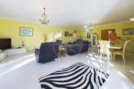 Tavira countryside 4 bedroom villa with pool, garage & sea view