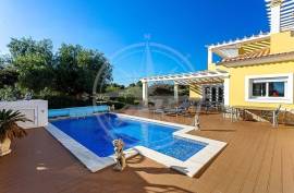 Tavira countryside 4 bedroom villa with pool, garage & sea view