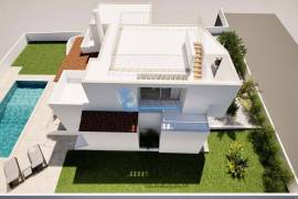 Single Story 2 Bedroom Villa with Extension Project, Swimming Pool and Excellent Location in Guia, Albufeira