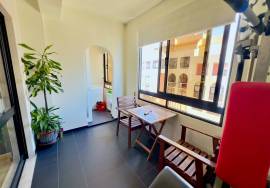Quarteira Investment Apartment – Refurbished 2-Bedroom with Sea Views, Garage and Roof Terrace