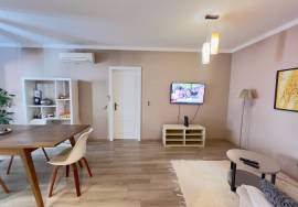 Quarteira Investment Apartment – Refurbished 2-Bedroom with Sea Views, Garage and Roof Terrace