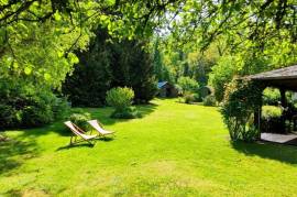 Stunning 4 Bed Riverside House for Sale in Barneville sur Seine Normandy France