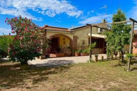 Excellent 3 Bed Villa for Sale In Via Chiusagrande Campiglia marittima Italy