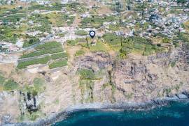 Exclusive Land in First Line of Construction