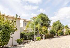 Hibiscus Gardens – Tranquility and Exclusivity in Carvoeiro