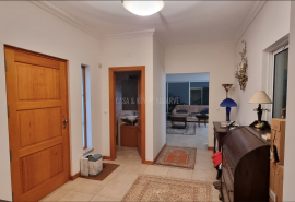 Algarve Refuge: 3 Bedroom Villa with Land and Pool in Boliqueime