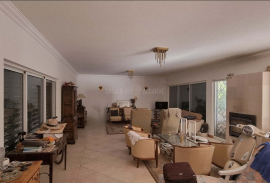 Algarve Refuge: 3 Bedroom Villa with Land and Pool in Boliqueime