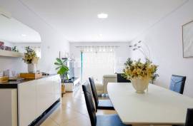 Top-Floor 3-Bedroom Apartment with Panoramic Views | Near Vilamoura* Top-Floor 3-Bedroom Apartment with Panoramic Views | Near Vilamoura*